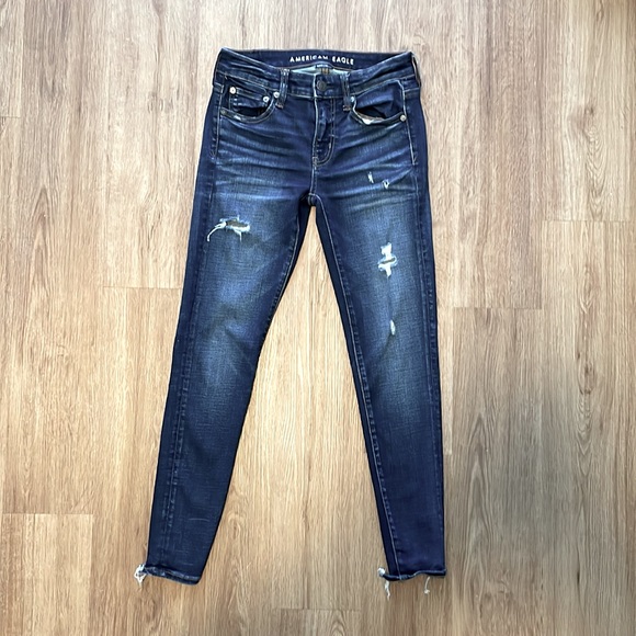 American Eagle Distressed “Jegging” Jeans - Picture 2 of 5